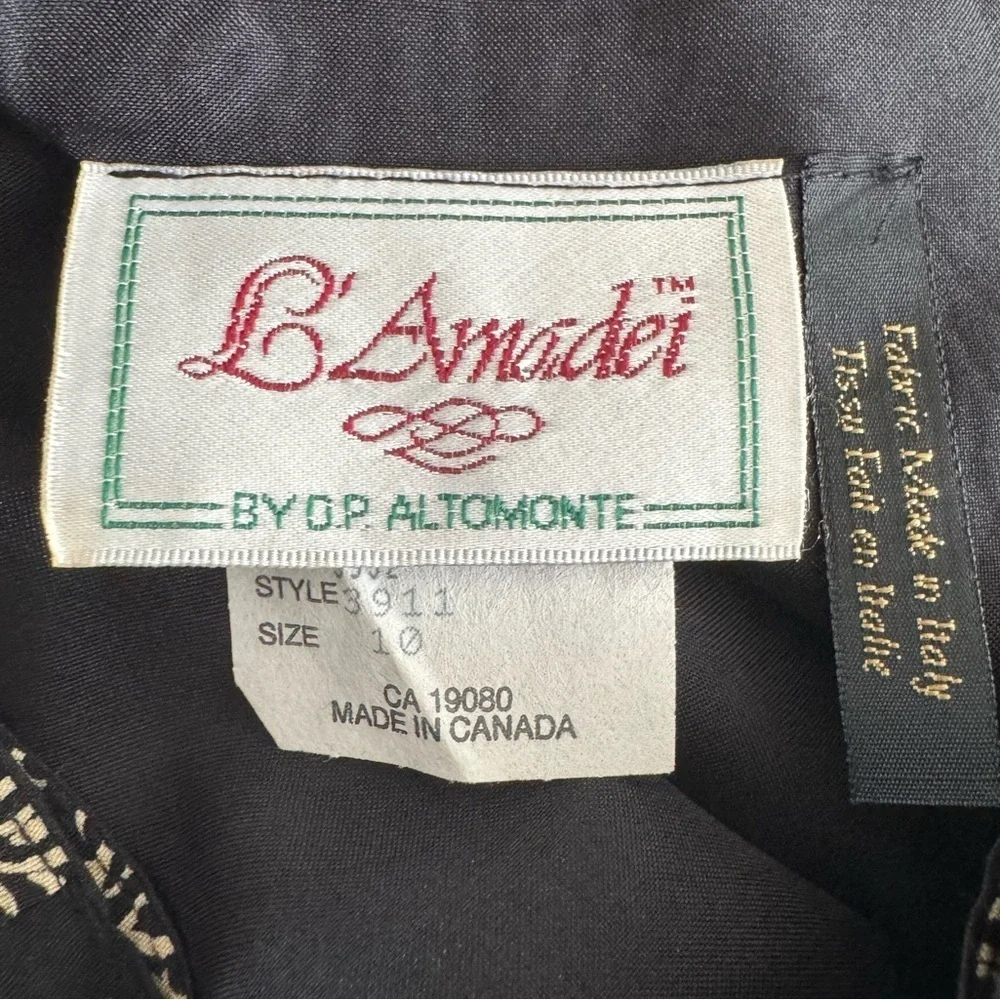 L' Amadei Women's Black Print Wrap Mini Skirt Size 10